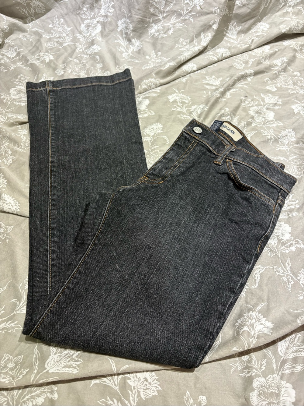 Gap Long and Lean jeans black wash y2k low rise 4